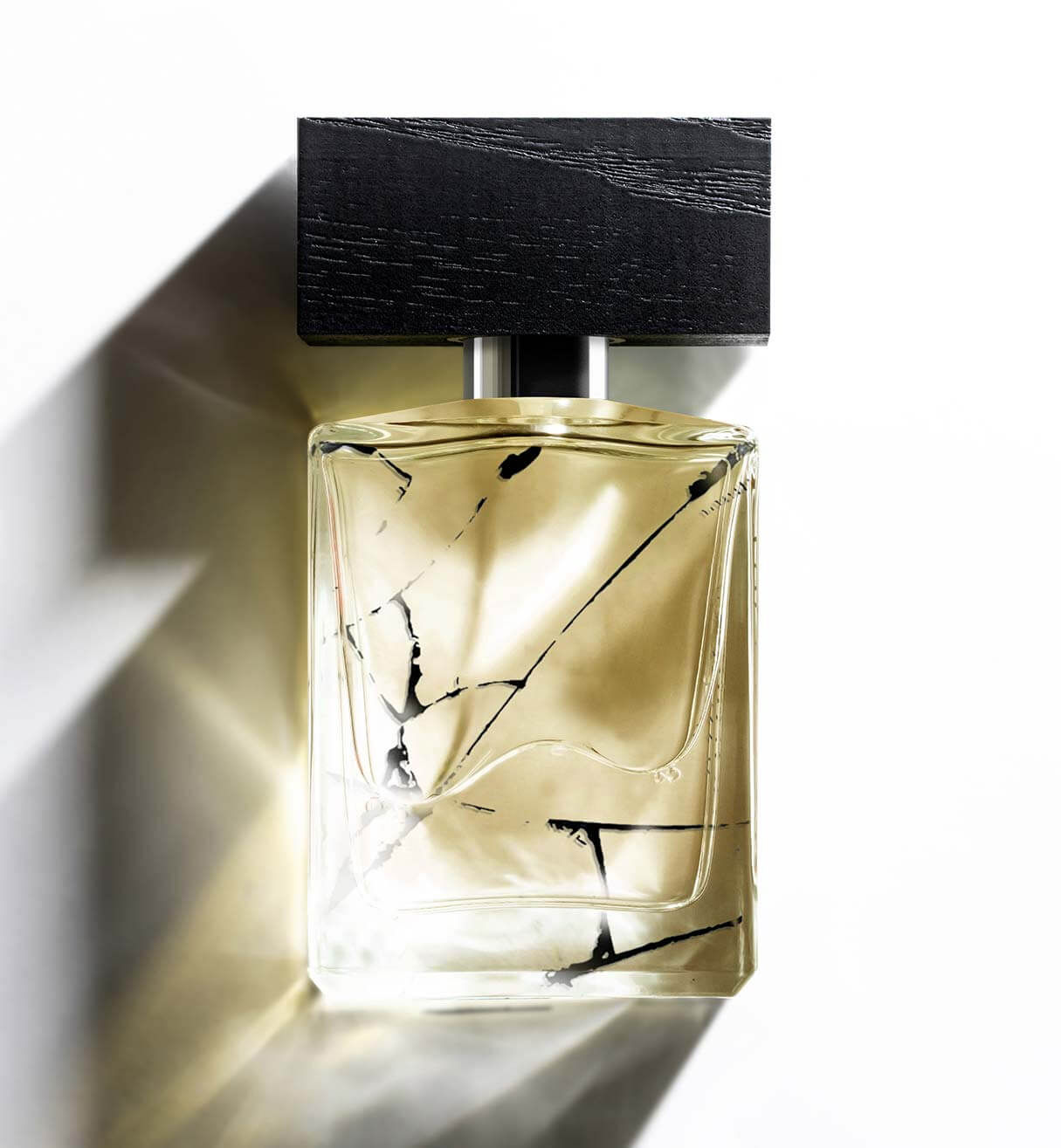 Lignum Vitae Eau De Parfum - Unique, transportive fragrance